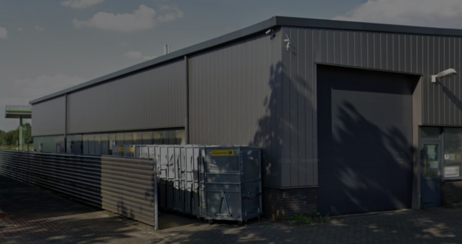 Uzman Lagerhalle von aussen